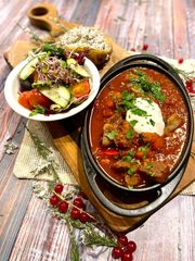 STUFATO DI MONTAGNA STUFATO DI MONTAGNA