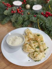 PIEROGI Z GRZYBAMI I ZIEMNIAKAMI