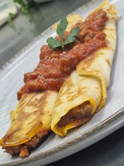 Naleśnik z sosem Bolognese 1 szt.