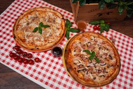 Duo Smaku (2 Pizzy 30cm + 2 sosy)
