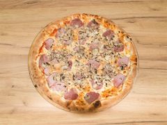 9. Pizza Capriciosa