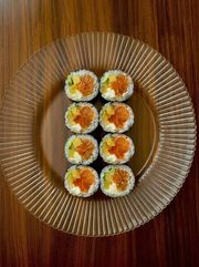 Norimaki z Łososiem i awokado 8szt. Norimaki z Łososiem i awokado 8szt.