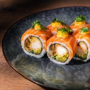 Tom yum roll