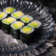 Hosomaki z awokado