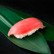 Nigiri z tuńczykiem 2 szt-84g Nigiri z tuńczykiem 2 szt-84g