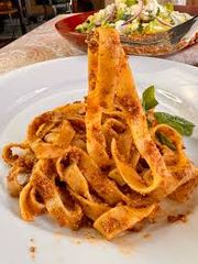 Tagliatelle Pesto rosso