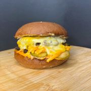 Burger Serowy Maseracz