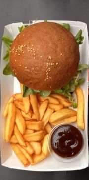 Zestaw Burger + małe frytki