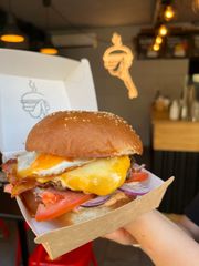 BURGER JARUŚ