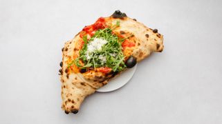 8. Pizza Vesuvio Vegetariano (zawijana)