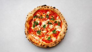 6. Pizza Piccantissima