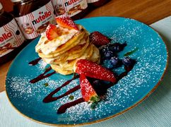 Pancake z kremem ciasteczkowym