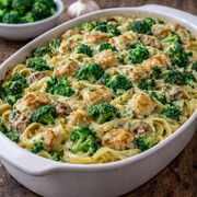 Brokułowa zapiekanka makaronowa