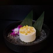 Orientalny deser z mango