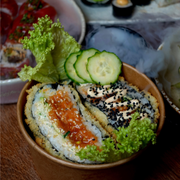 Sushi Burger Tatar z łososia Sushi Burger Tatar z łososia