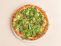 32.Pizza Rucola