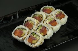 California maki 5 (łosoś tuńczyk)