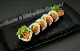 Futomaki 3 (łosoś tamago)