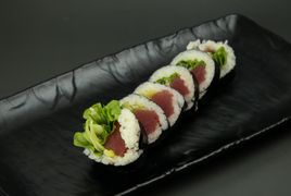 Futomaki 7 (tuńczyk spicy)