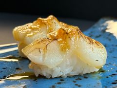 Nigiri z opalanym przegrzebkiem 2 szt.