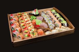 PARTY SET Oishī 54 sztuki. PARTY SET Oishī 54 sztuki.