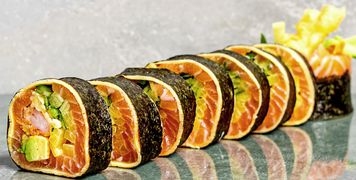 GREEN SALMON ROLL - 10 sztuk