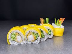 Sakura roll