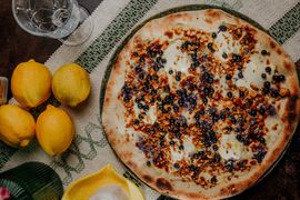 Pizza Specjalna JagodowyLover