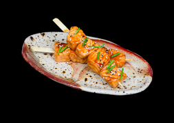 Yakitori z łososiem