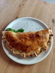 Calzone Pepperoni