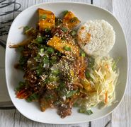 226.Wieprzowina smażona „luk lak”