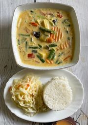 100.Curry żółte z warzywami