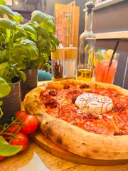 **Pizza Miesiąca Luty ** Siena