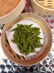 1.Edamame z solą morską 1.Edamame z solą morską