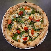 Pizza Sezonowa Primavera Pizza Sezonowa Primavera