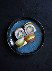 RAINBOW ROLL