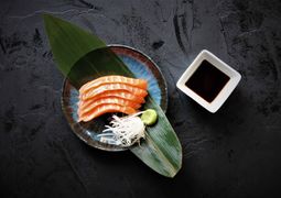 SHAKE SASHIMI
