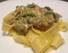 Tagliatelle pieczarkowo-bazyliowe