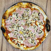 Pizza Capriciosa Pizza Capriciosa