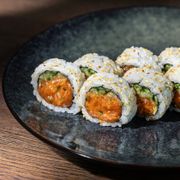 California z tatarem z łososia