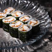 Hosomaki z węgorzem