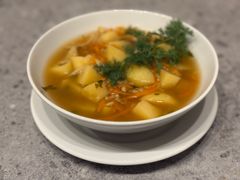 KRUPNIK Z KASZĄ I ZIEMNIAKAMI KRUPNIK Z KASZĄ I ZIEMNIAKAMI