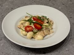 GNOCCHI Z KURCZAKIEM W SOSIE Z BOCZNIAKÓW I SERA GORGONZOLI