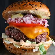 3. Burger Cochise