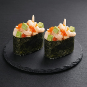 Gunkan krewetka z awokado