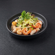 Ciepła sałatka z owoców morza