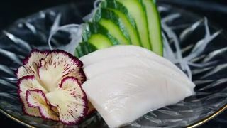 Sashimi z rybą maślaną Sashimi z rybą maślaną