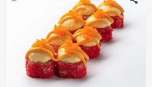 Ciepły z łososiem 8 szt. Ciepły z łososiem 8 szt.