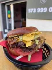 "BURGER MIESIĄCA" AVOKADO SMASH